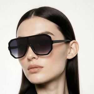 Stylish Black Sunglasses